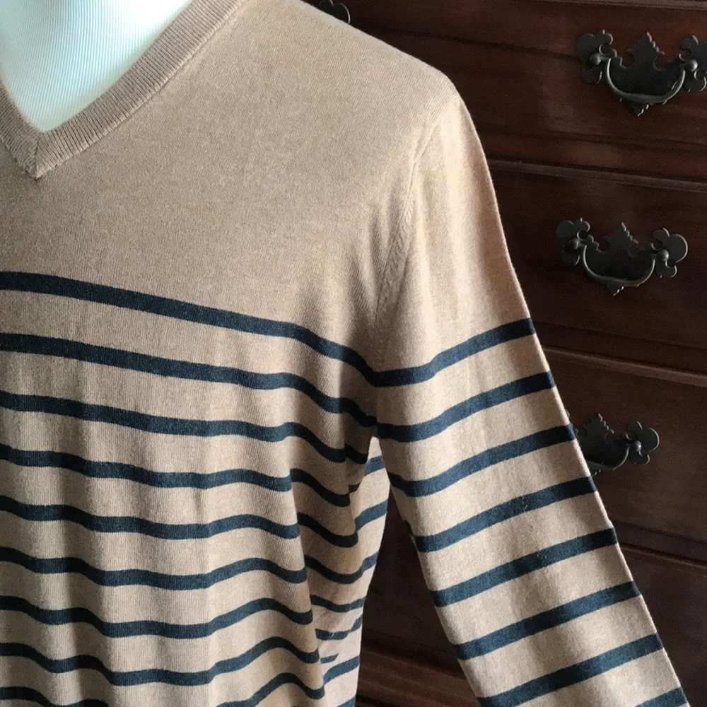 Gap Camel - Gray Stripe Sweater XL